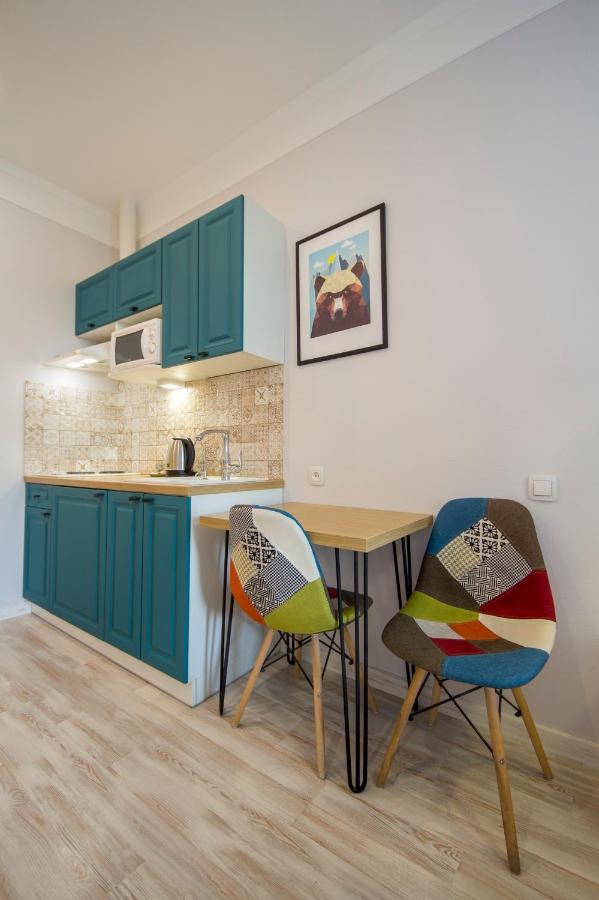 Design Apartments On Velyka Vasylkivska 42 Kiev Extérieur photo